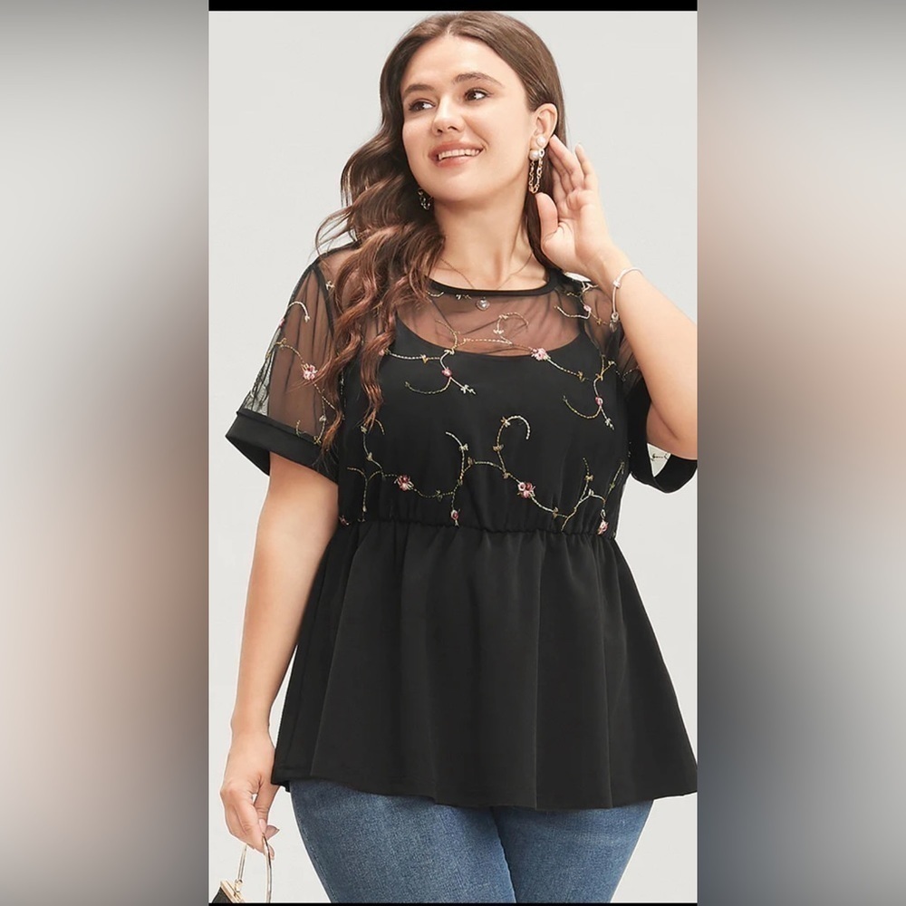 BloomChic Embroidered Mesh Blouse Size 10